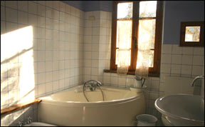 Bathroom in Ebbio